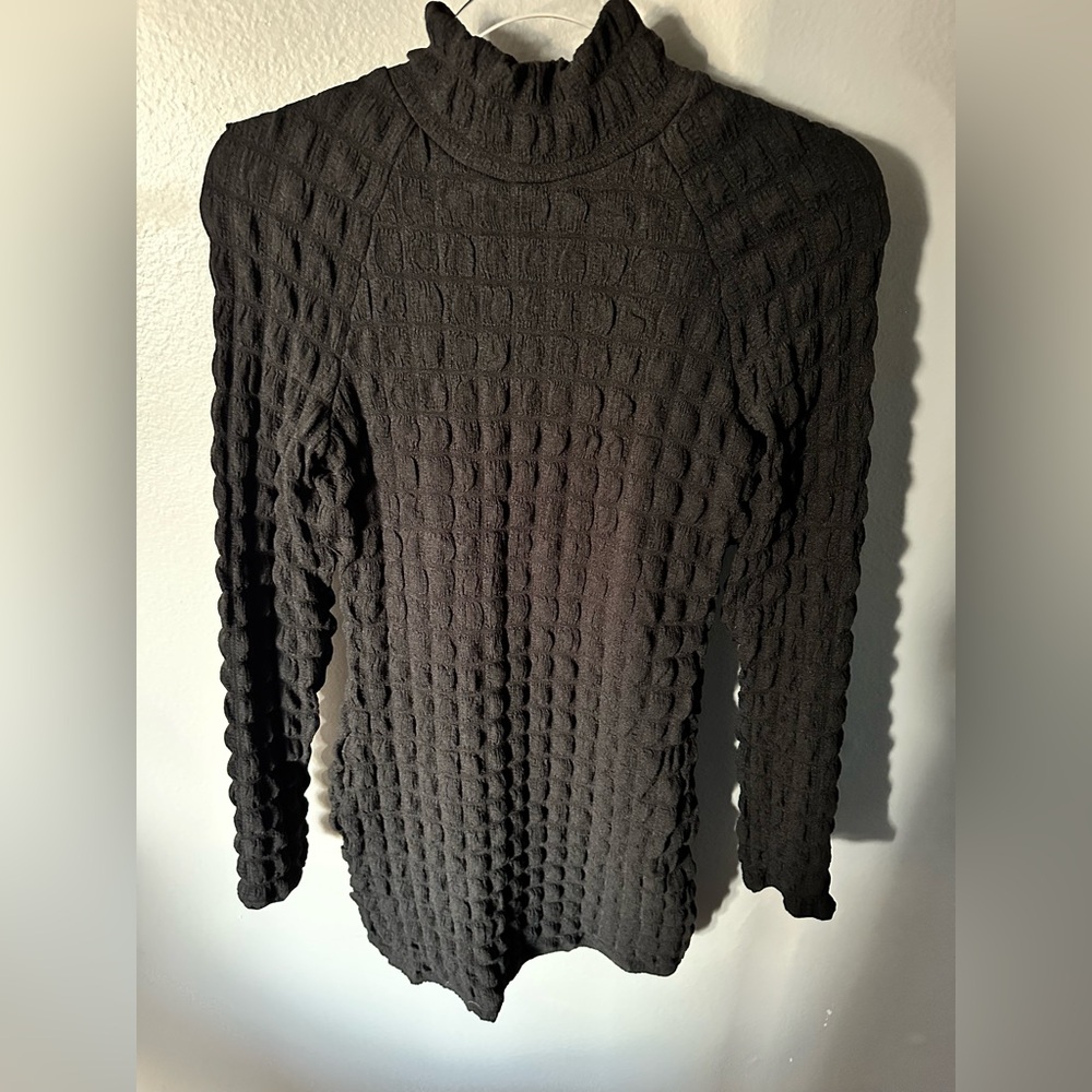 Urban Outfitters Pia Bubble Knit Long Sleeve Mini Dress XS NWT. Black.